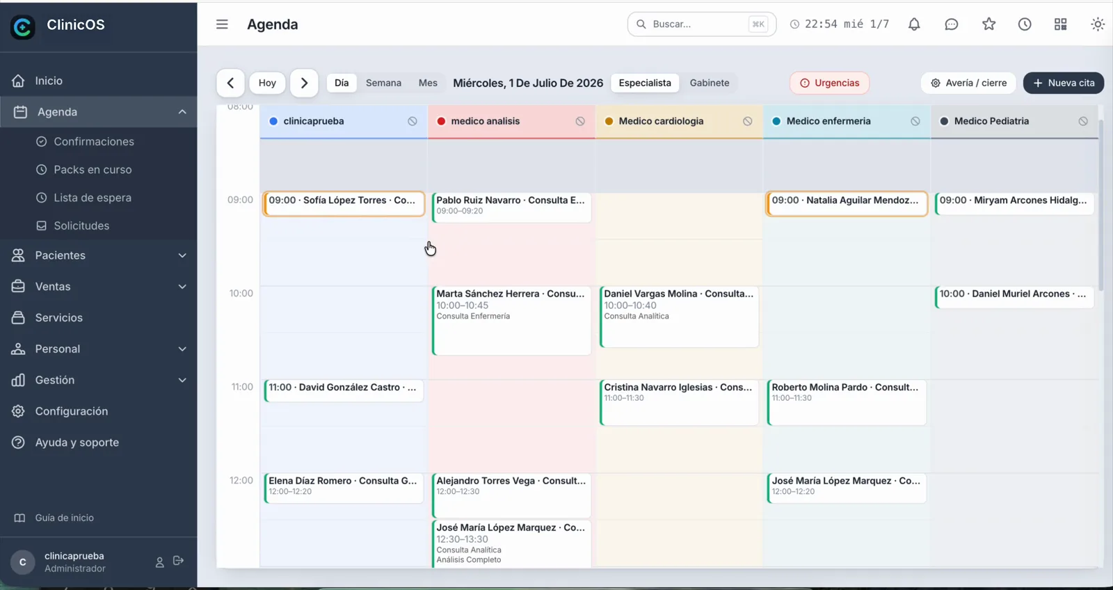 La agenda de toda la clínica — ClinicOS